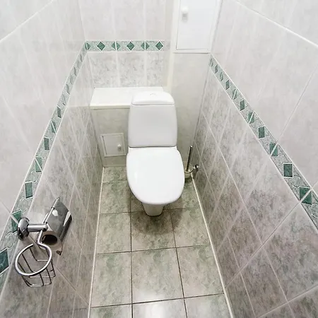 Apartment Vokzal Kirova 1 *